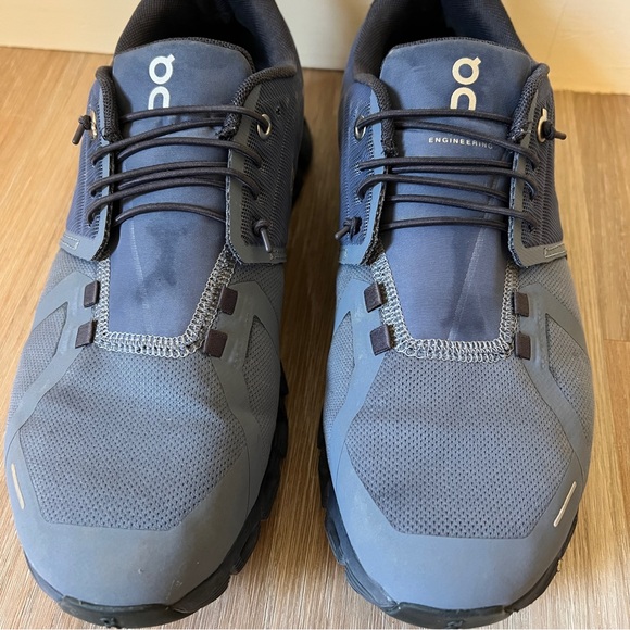 On Running Men's Cloud Waterproof Shoes blue navy 8.5 - Picture 3 of 11
